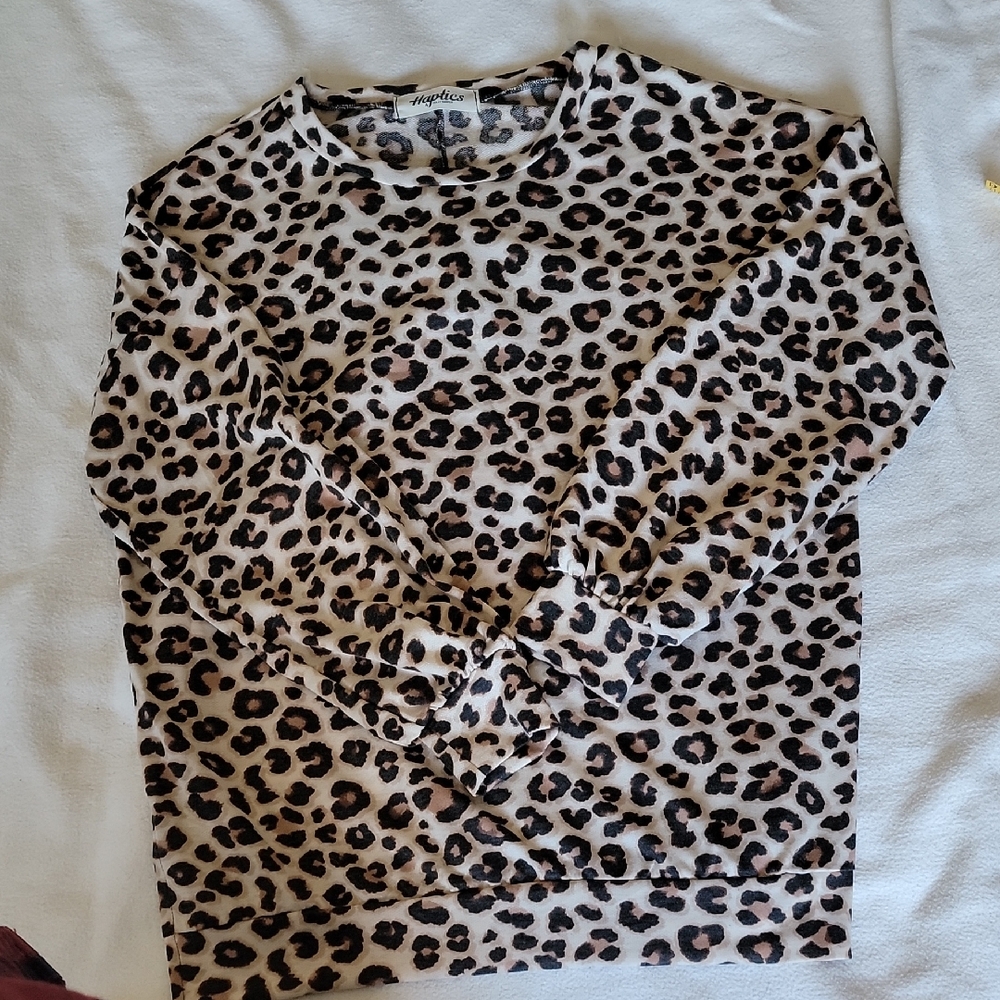 Leopard Print Long Sleeve Top New Without Tags.